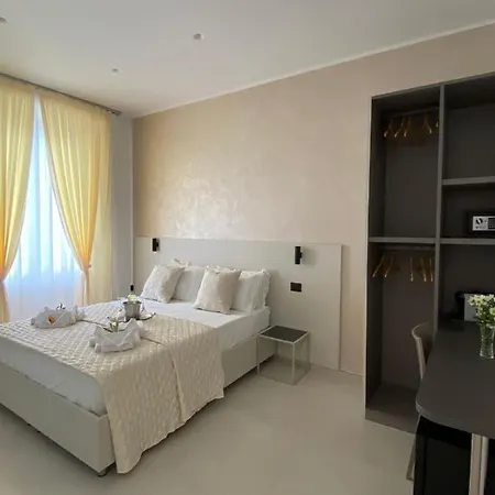 Flori 4*