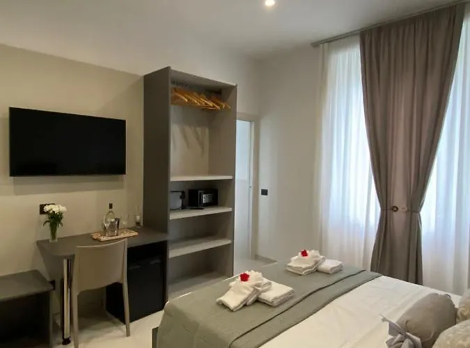 ゲストハウス Flori ラ・スペツィア